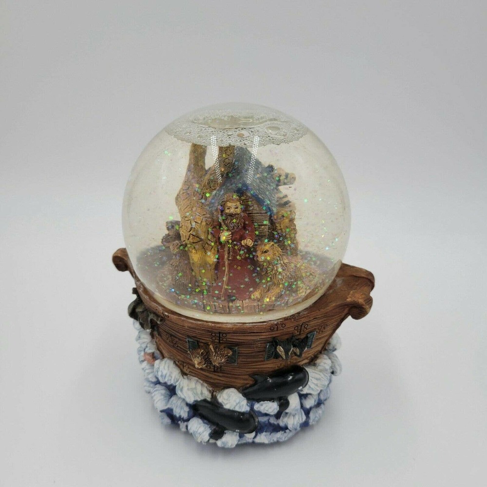 San Francisco Music Box  Snow Globe‎ Collection
